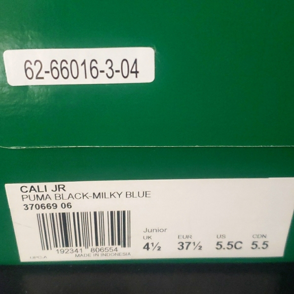 BNIB Cali Jr. - "Black Milky Blue" - Picture 7 of 7